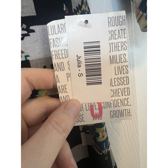 LuLaRoe Julia Dress Size Small NWT Black White Tribal Bodycon Fast Shipping - Picture 5 of 8